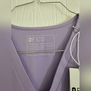 Figs Medium Catarina Top in Lavender Dew